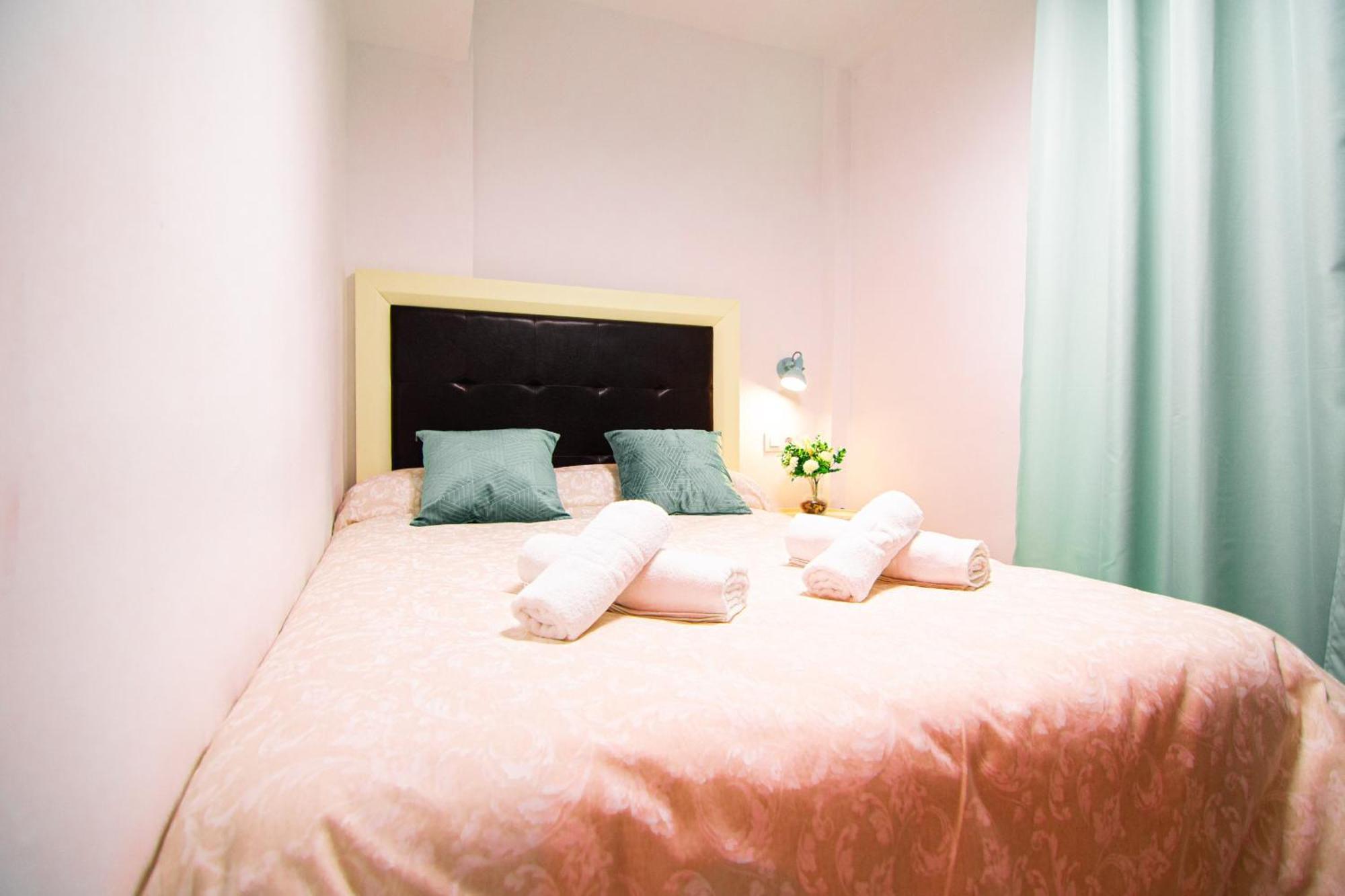 Edomus Playa Y Sol Boutique Apartment เซบีญา ภายนอก รูปภาพ