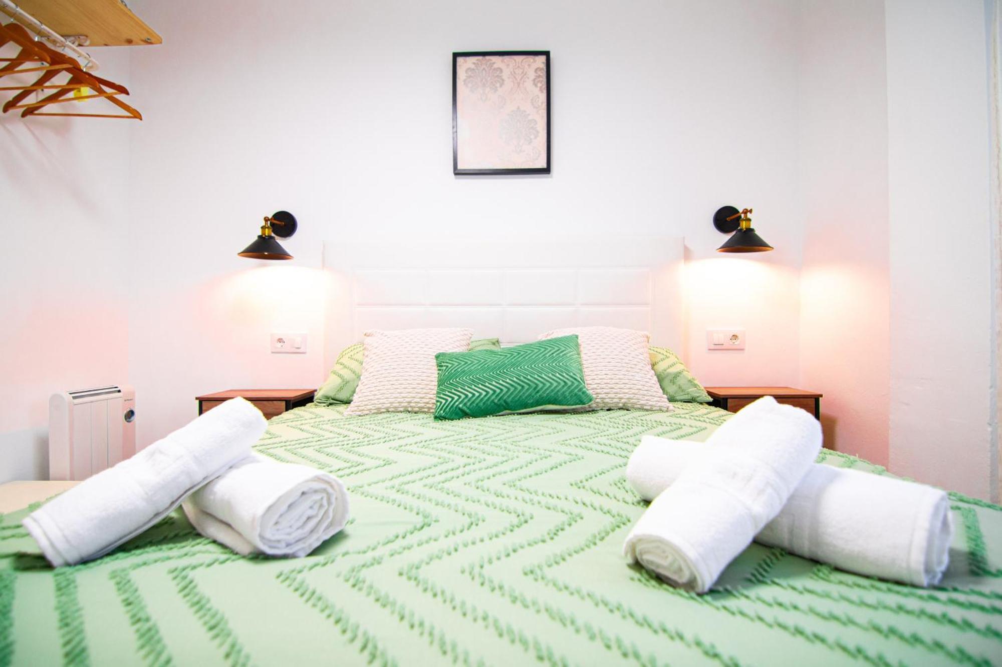 Edomus Playa Y Sol Boutique Apartment เซบีญา ภายนอก รูปภาพ